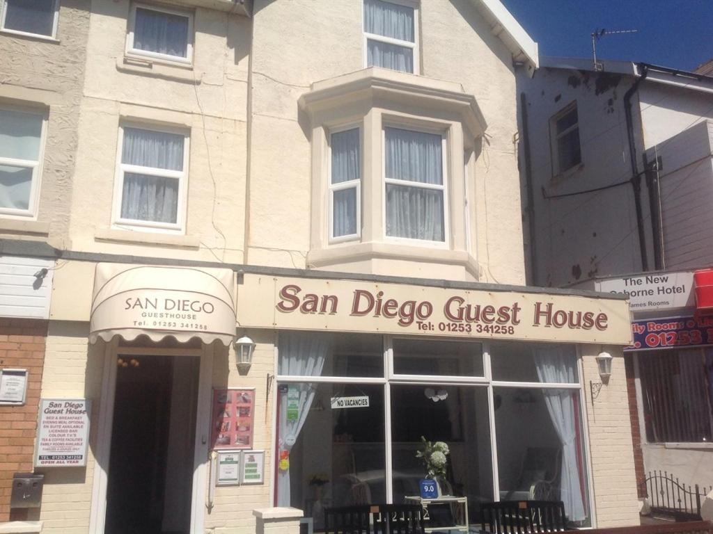 San Diego Guest House - Near Pleasure Beach Blackpool Bagian luar foto